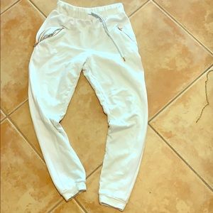 Carbon 38 Runway Joggers